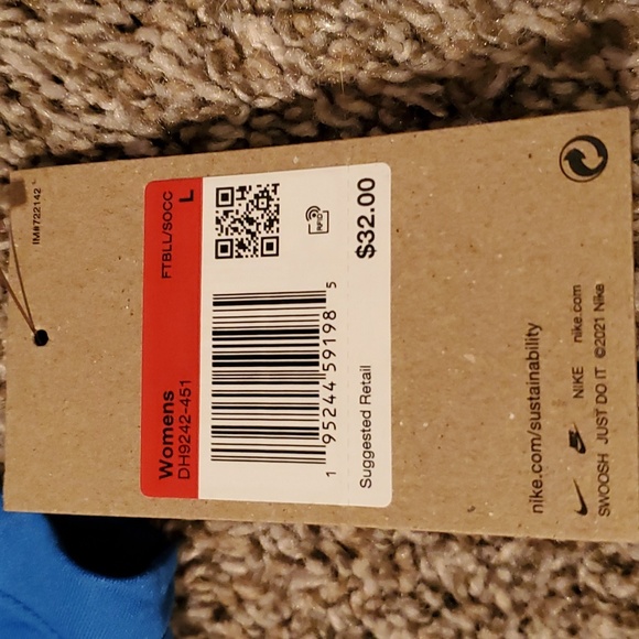 Women's Nike Dri-FIT Football/Soccer Shirt NWT - Picture 2 of 6